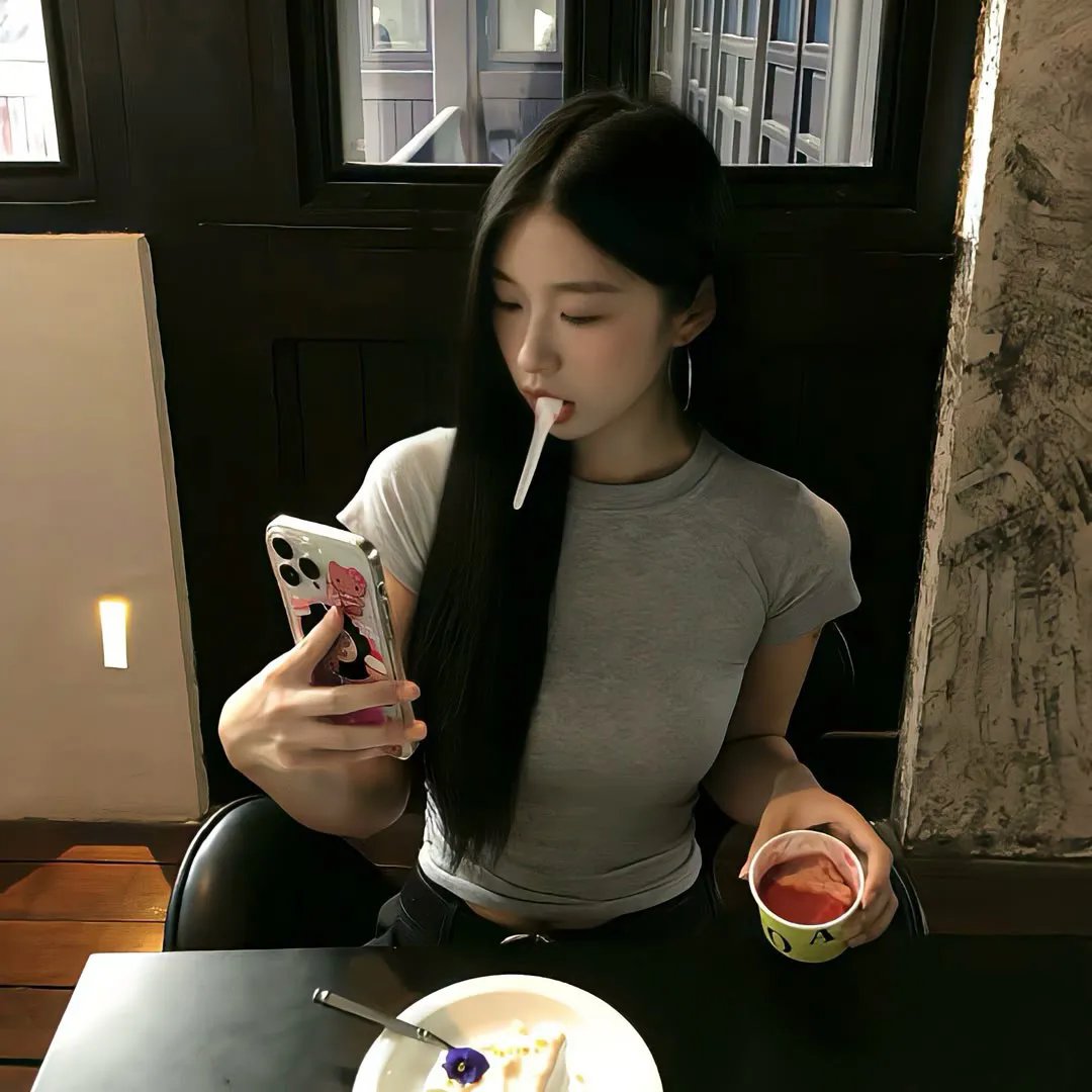 奇光下的秘密